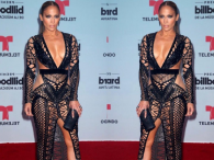 Jennifer Lopez założyła naked dress